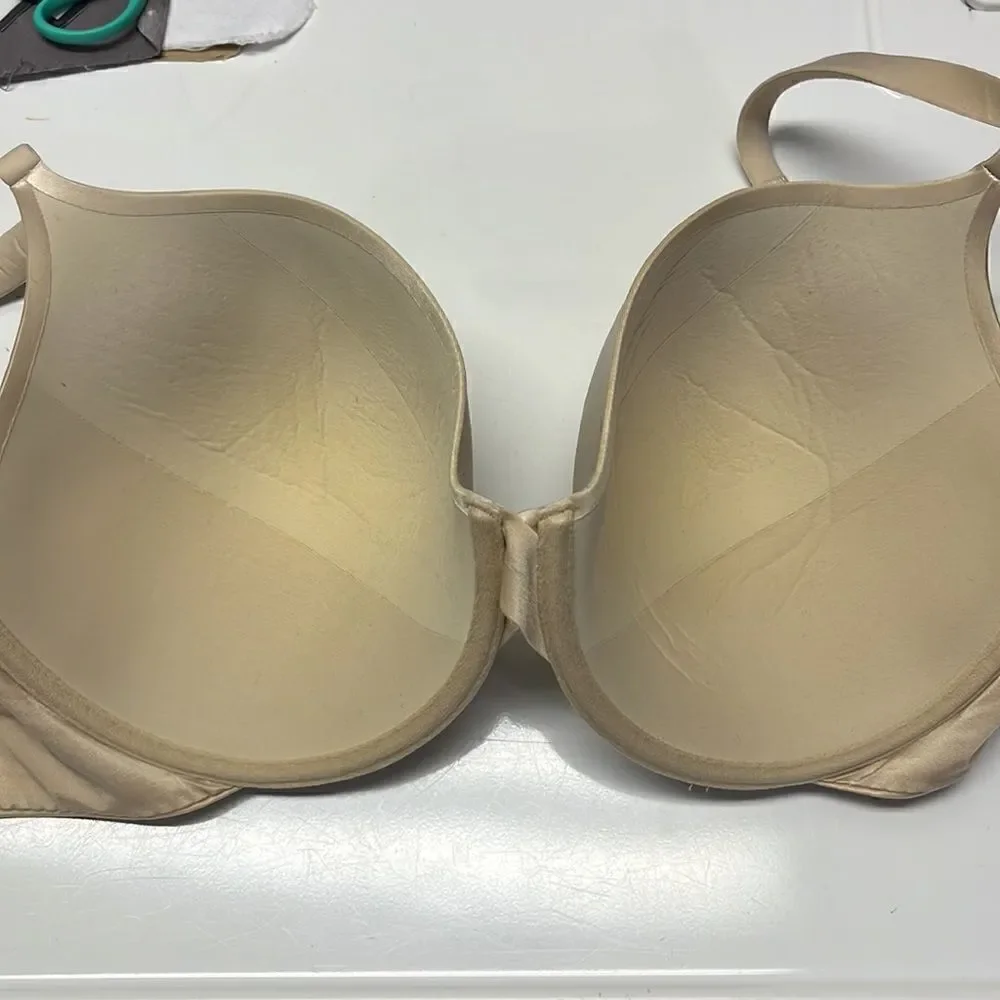 Victoria’s Secret Full Coverage Tan Adjustable Straps Padded Wire Bra- 38DD